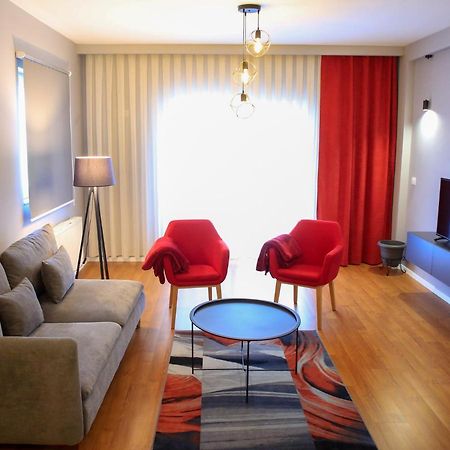 Parta Apartment Pristina Esterno foto